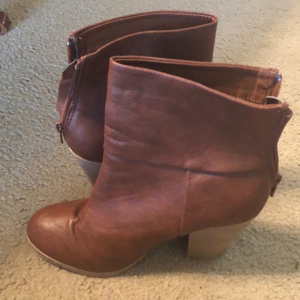 High heeled ankle booties